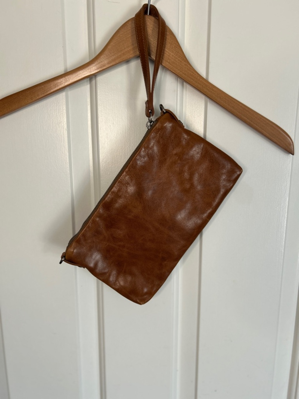 Rough & Tumble pinched bottom traveler
small - cross body, purse and wristlet